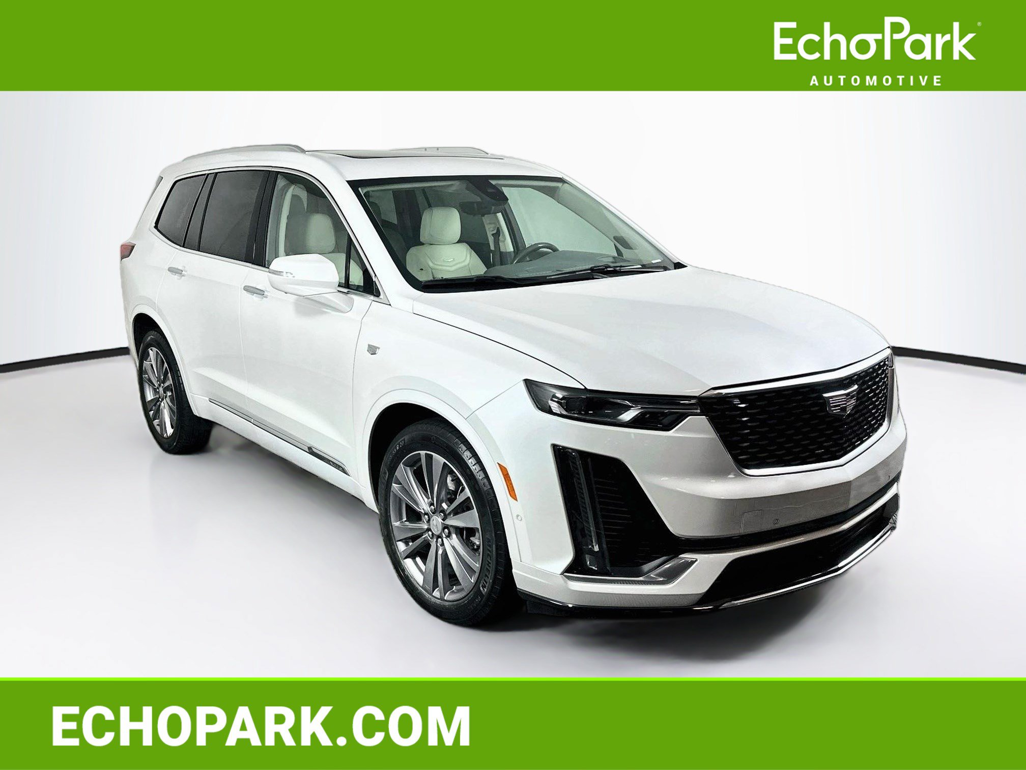 Used 2023 Cadillac XT6 Premium Luxury w/ Technology Package FWD image 1