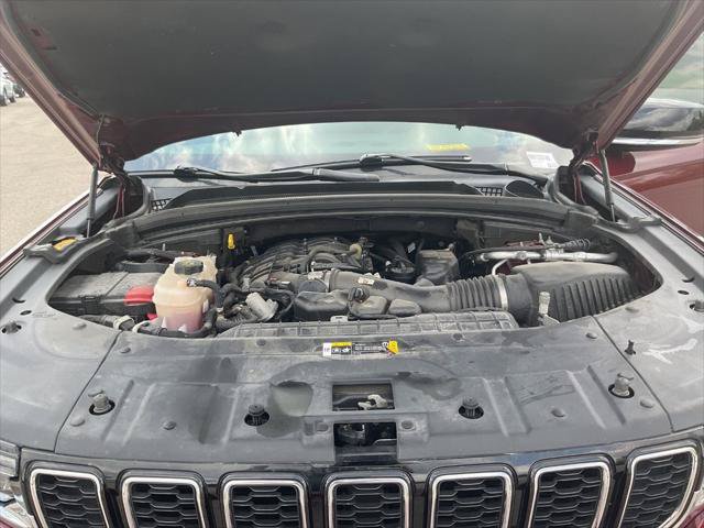 Used 2021 Jeep Grand Cherokee L Limited w/ Trailer Tow Group (B) AWD/4WD image 24