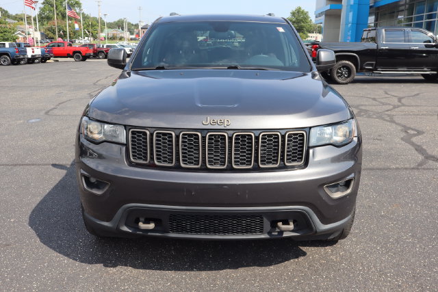 Used 2016 Jeep Grand Cherokee Laredo 75th Anniversary AWD/4WD image 35