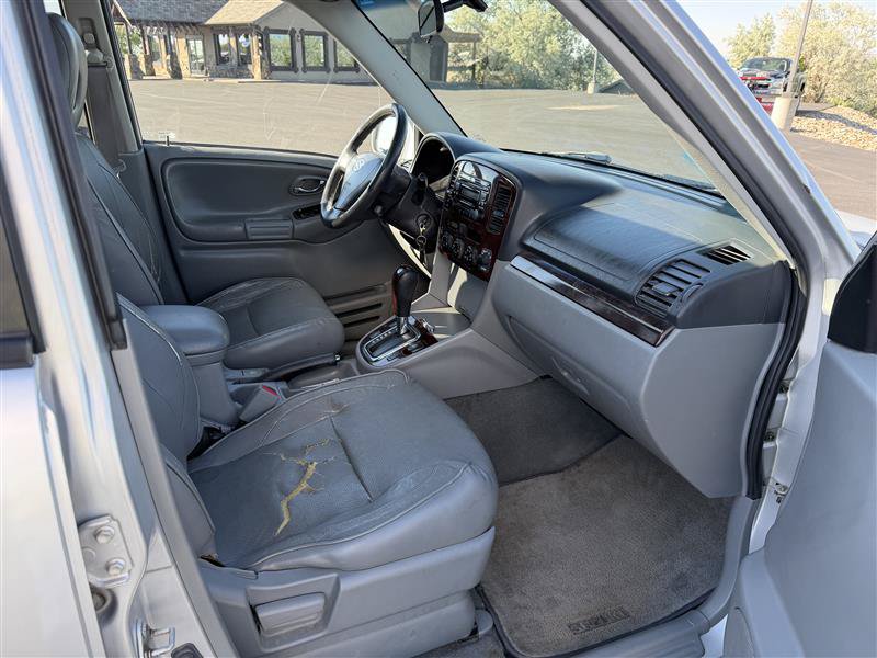 Used 2004 Suzuki XL7 4WD image 10