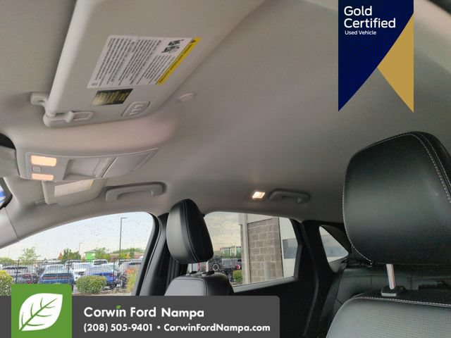 Certified 2025 Ford Escape Platinum AWD/4WD image 25