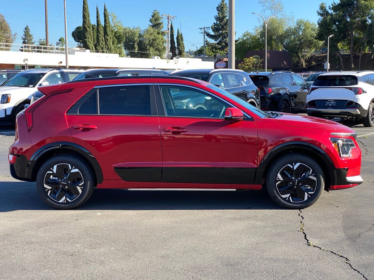 New 2025 Kia Niro Wind w/ Wind Preserve Package image 2