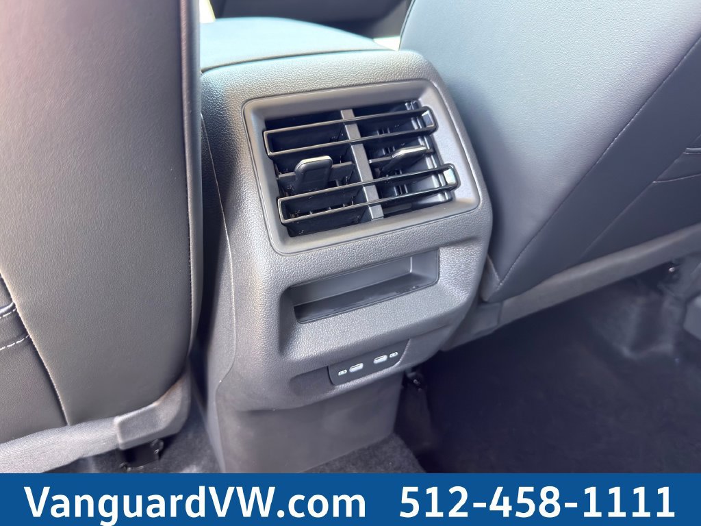 New 2026 Volkswagen Tiguan SE FWD image 20