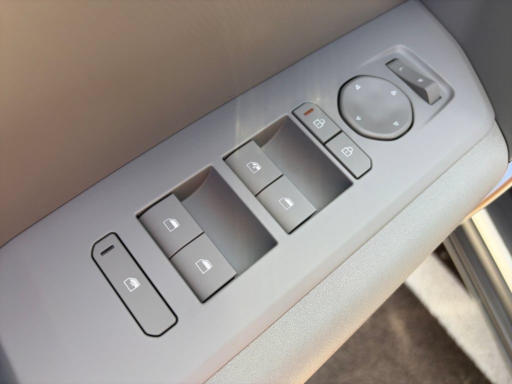 New 2027 Kia Seltos LX AWD/4WD image 16