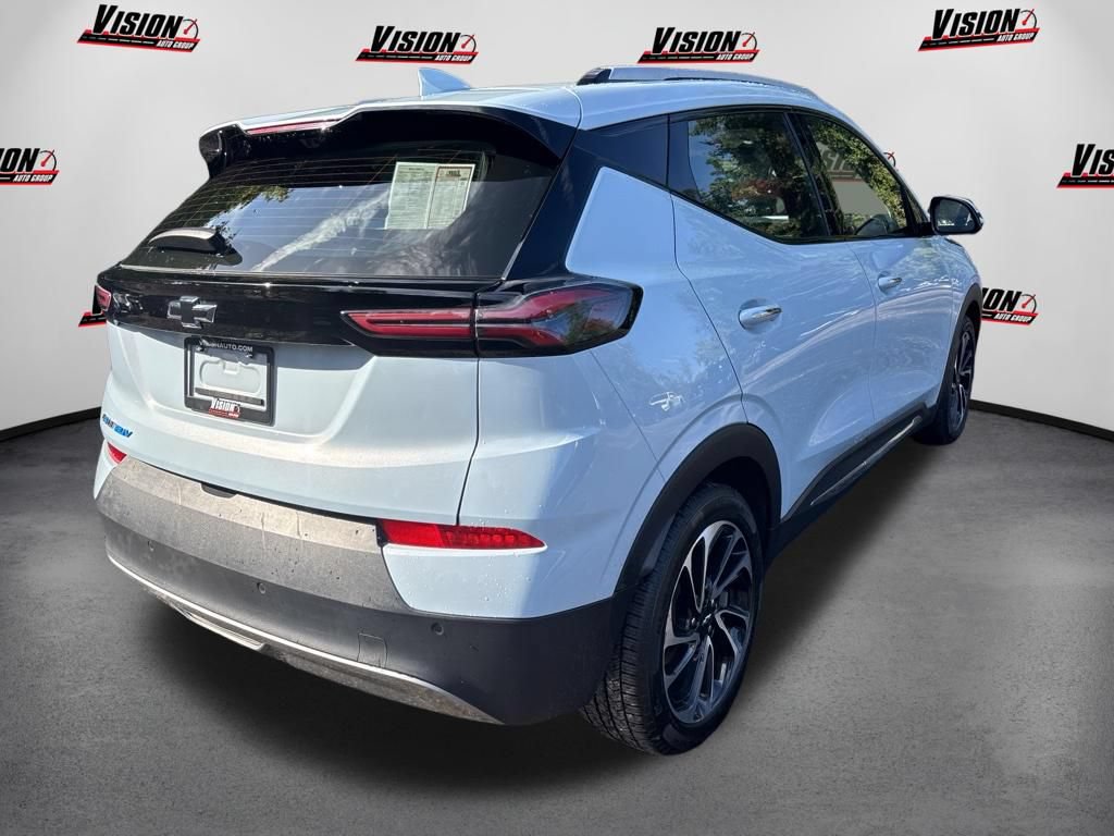 Used 2023 Chevrolet Bolt EUV Premier FWD image 5