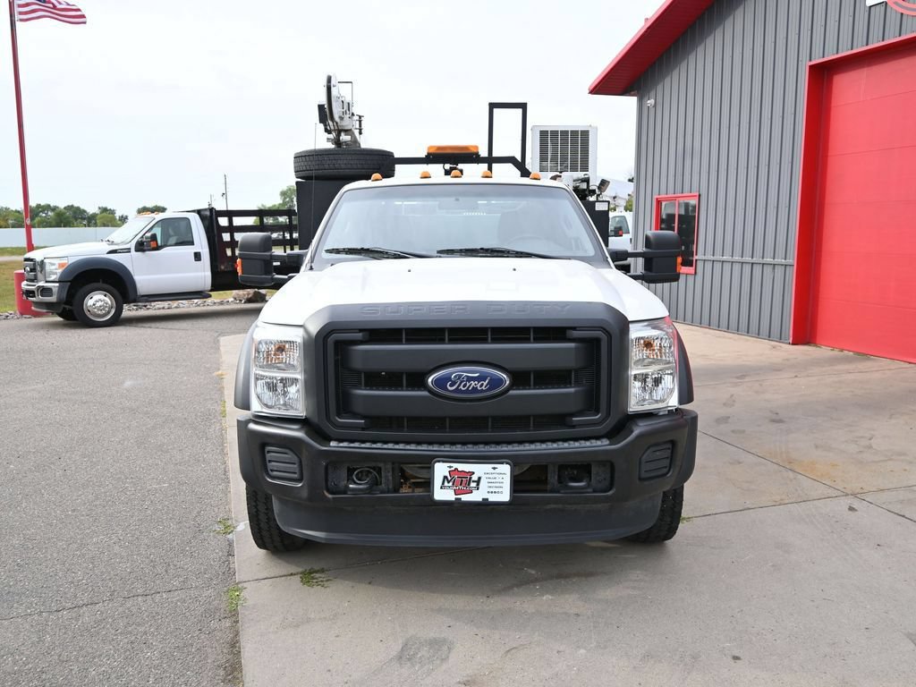 Used 2016 Ford F550 2WD Regular Cab Super Duty image 4