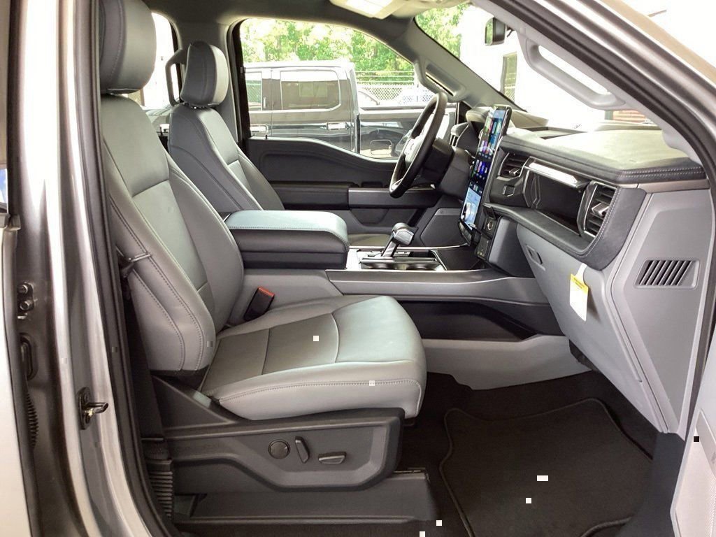 New 2025 Ford F150 Lightning Flash image 37