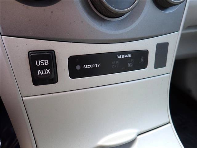 Used 2013 Toyota Corolla LE FWD image 16