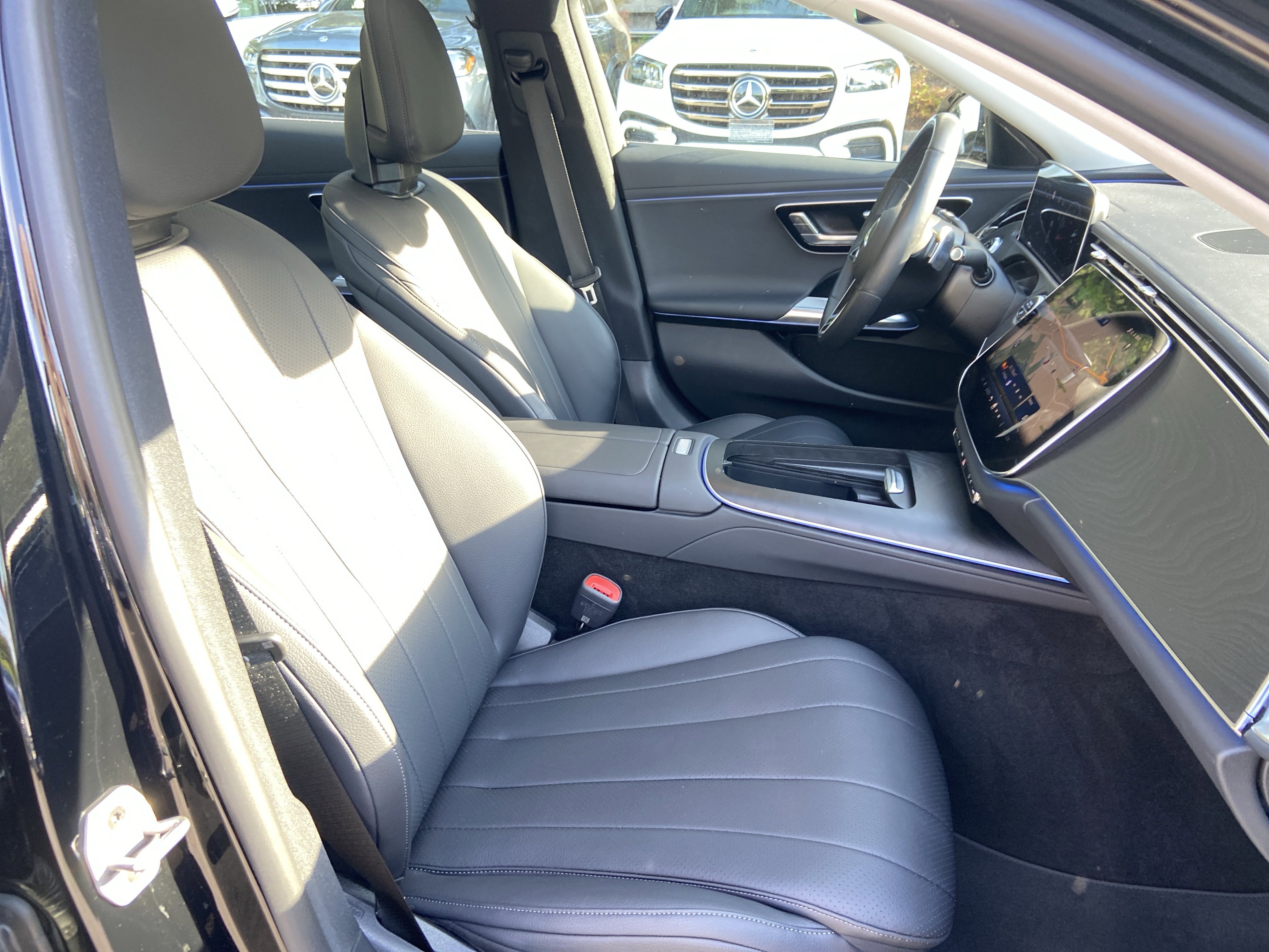 Certified 2025 Mercedes-Benz E 350 4MATIC Sedan image 50