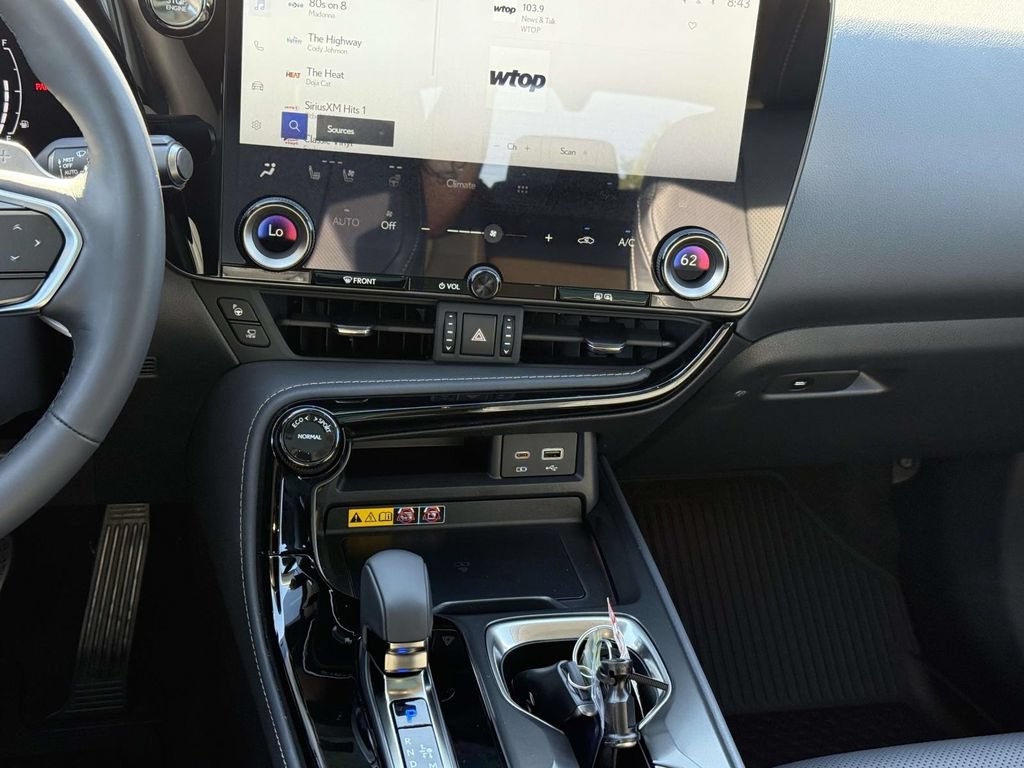 Used 2025 Lexus NX 350 AWD w/ Rear Seat Package image 19