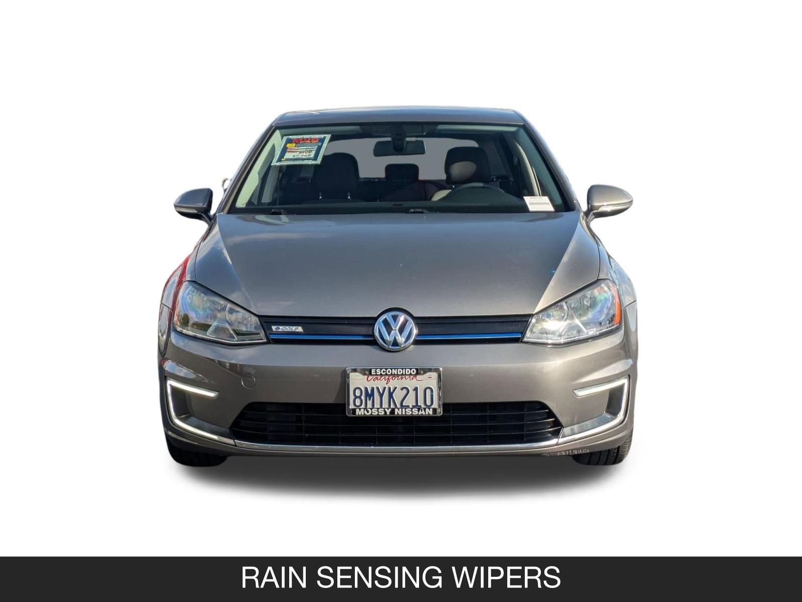 Used 2016 Volkswagen e-Golf SE FWD image 4