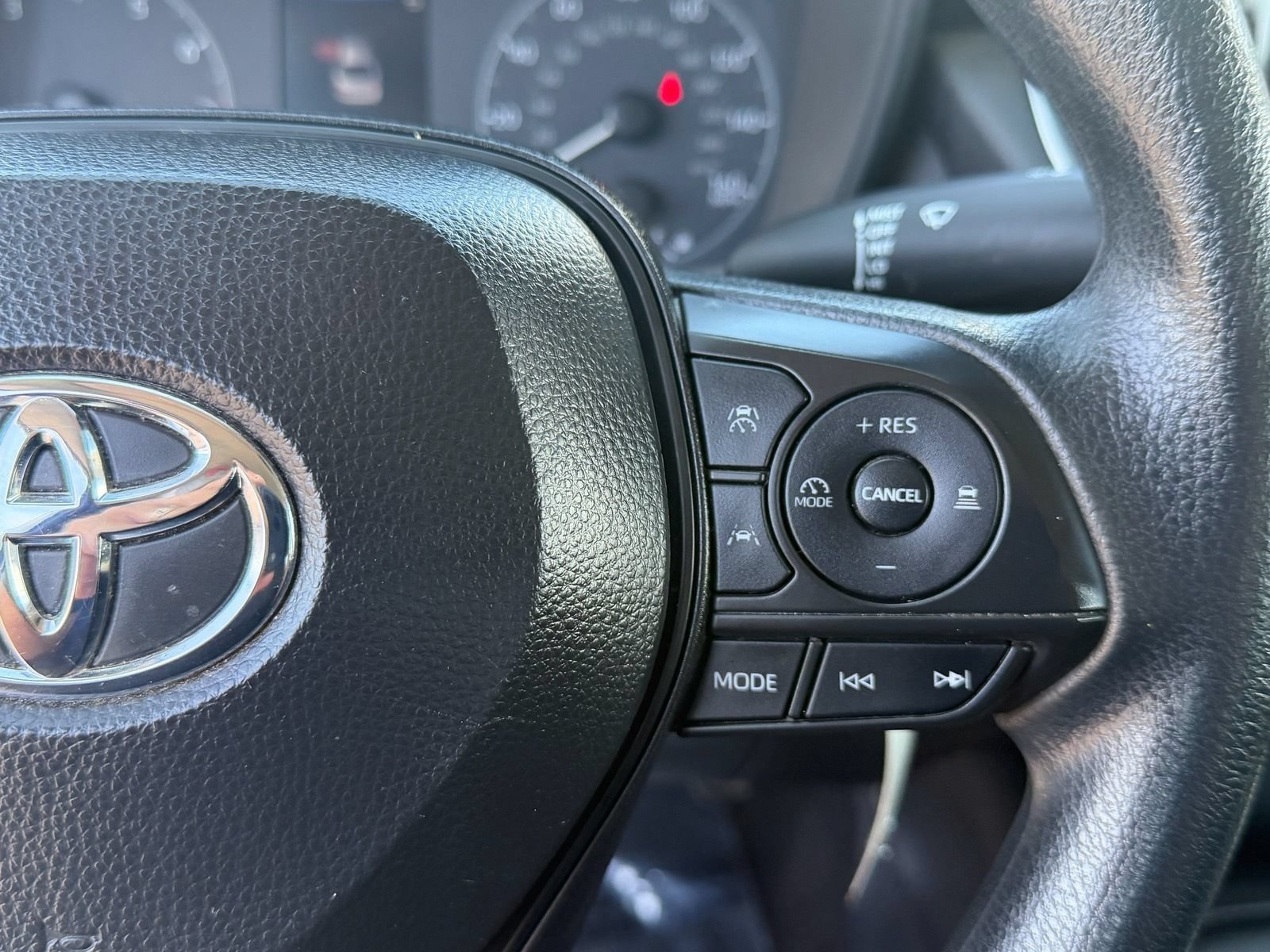 Used 2024 Toyota Corolla LE FWD image 36