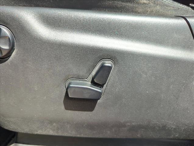 Used 2019 Jeep Grand Cherokee Laredo w/ Laredo X Package image 27