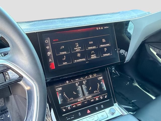 Used 2024 Audi Q8 e-tron Prestige w/ Prestige Package AWD/4WD image 27