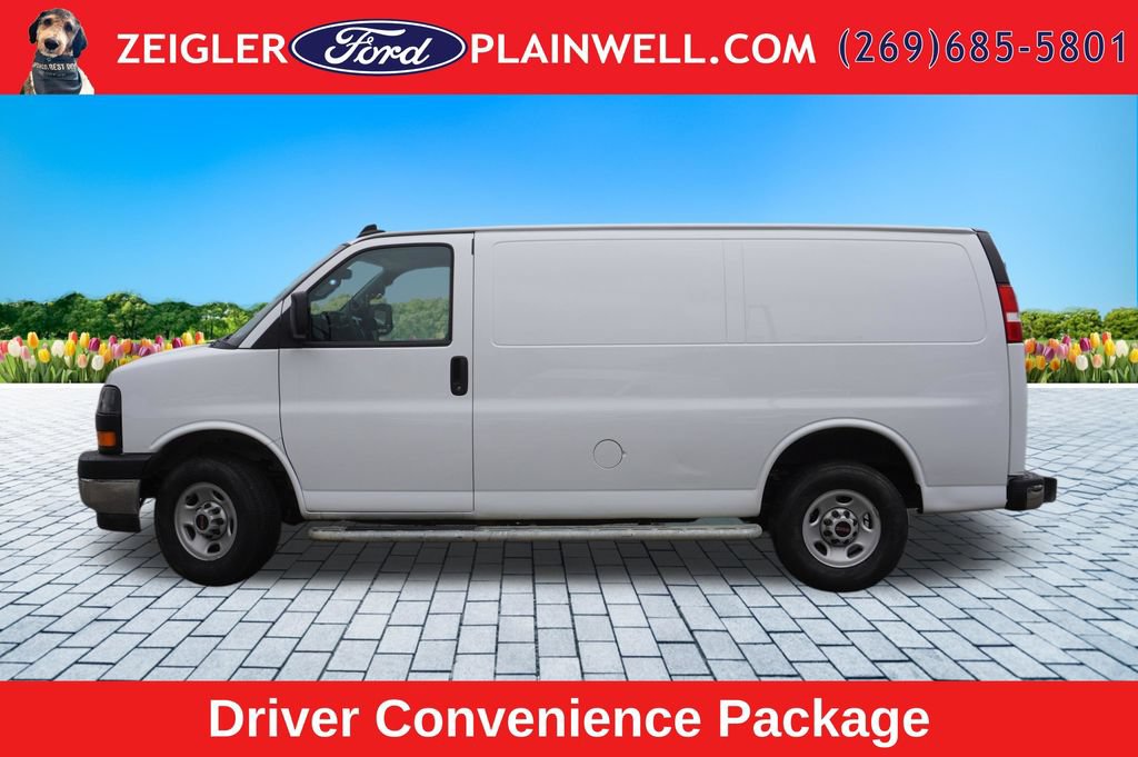 Used 2024 GMC Savana 2500 w/ Driver Convenience Package RWD image 2