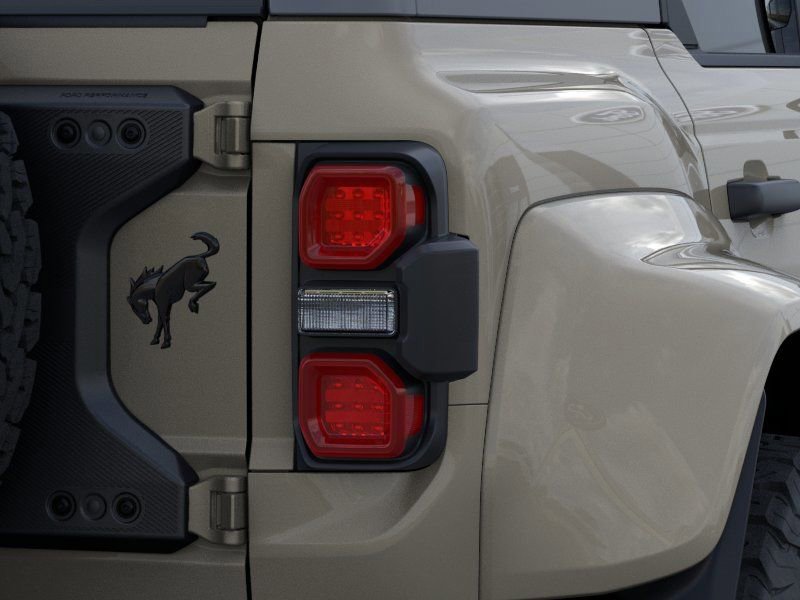 New 2026 Ford Bronco Raptor AWD/4WD image 24