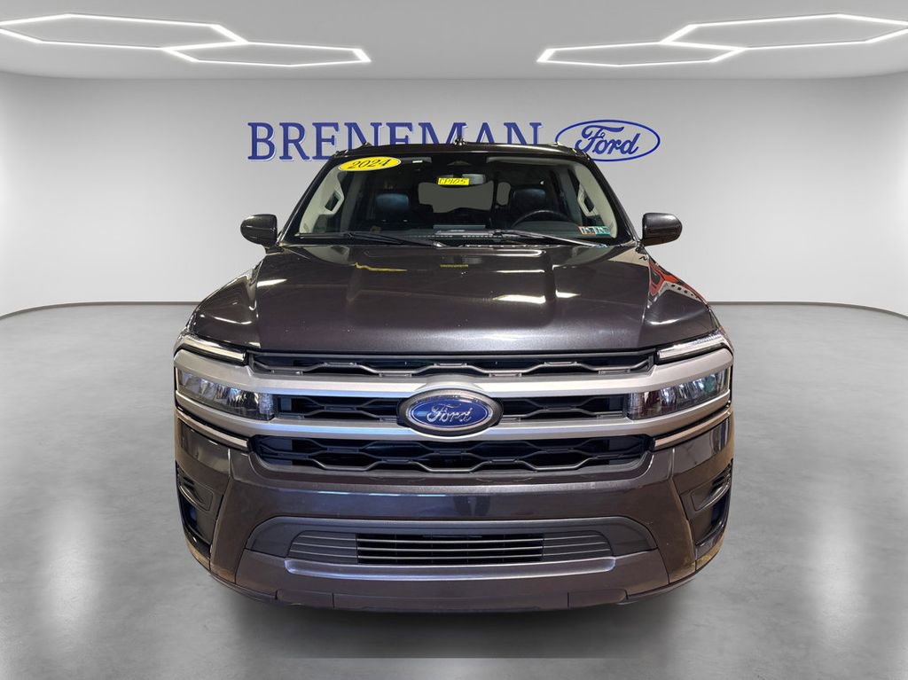 Certified 2024 Ford Expedition Max XLT image 2