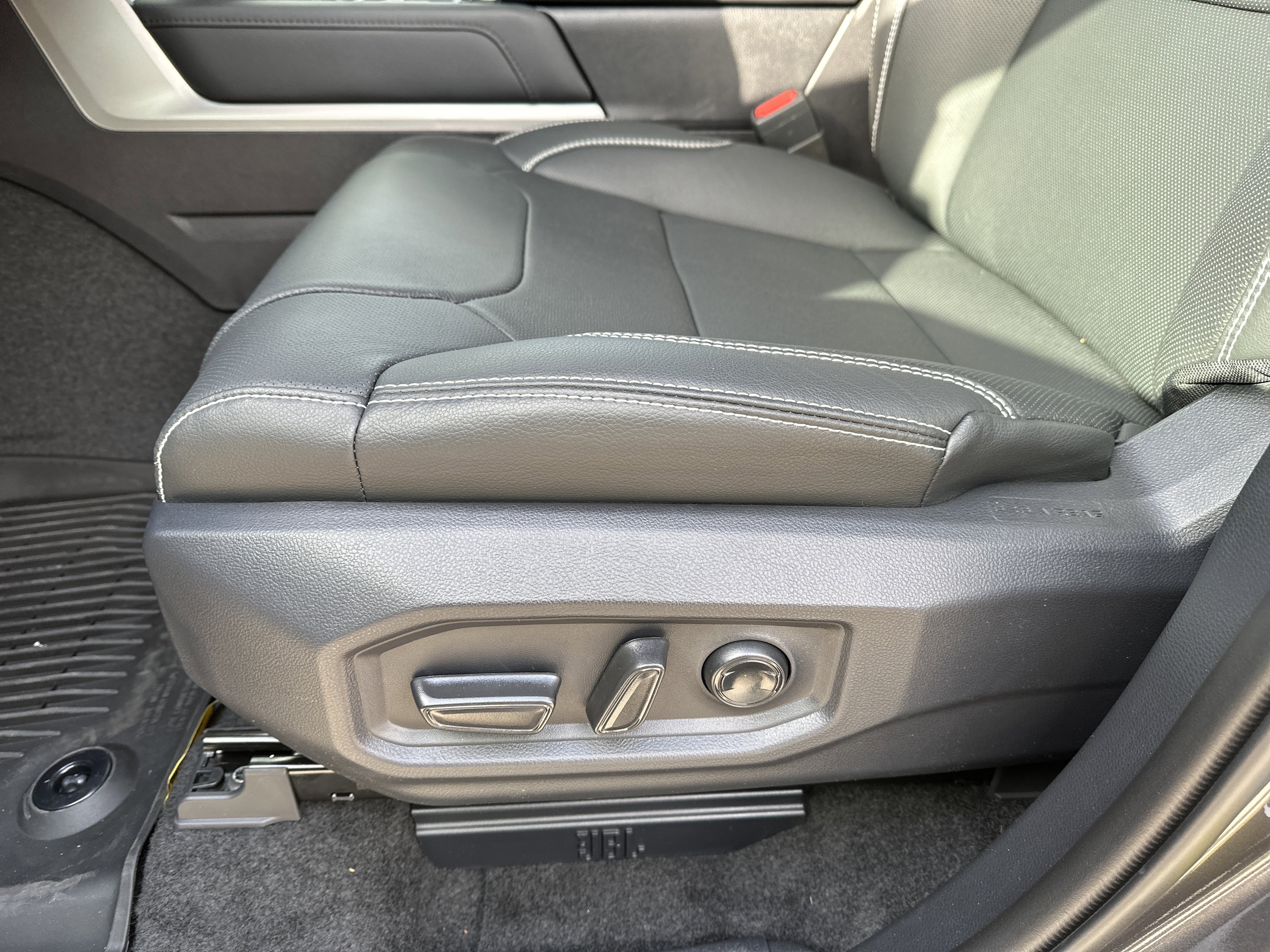 New 2026 Toyota Tundra Limited w/ TRD Off-Road Package image 12