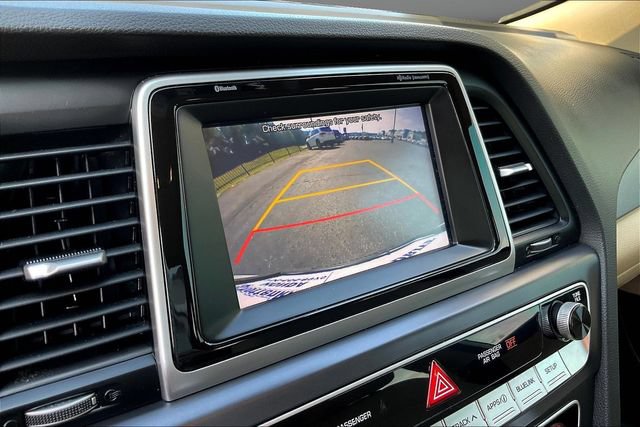 Used 2018 Hyundai Sonata SEL w/ Tech Package 04 FWD image 16