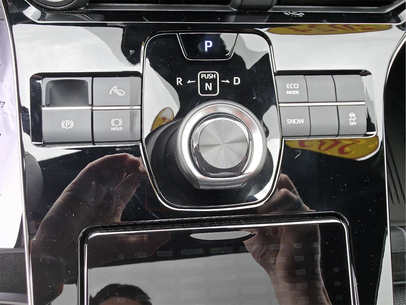 Used 2024 Toyota bZ4X XLE image 18