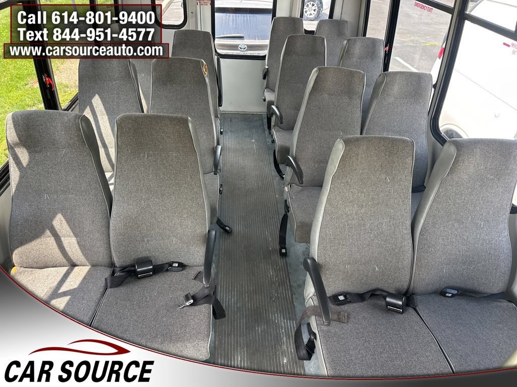 Used 2008 Ford E-350 and Econoline 350 Super Duty RWD image 12