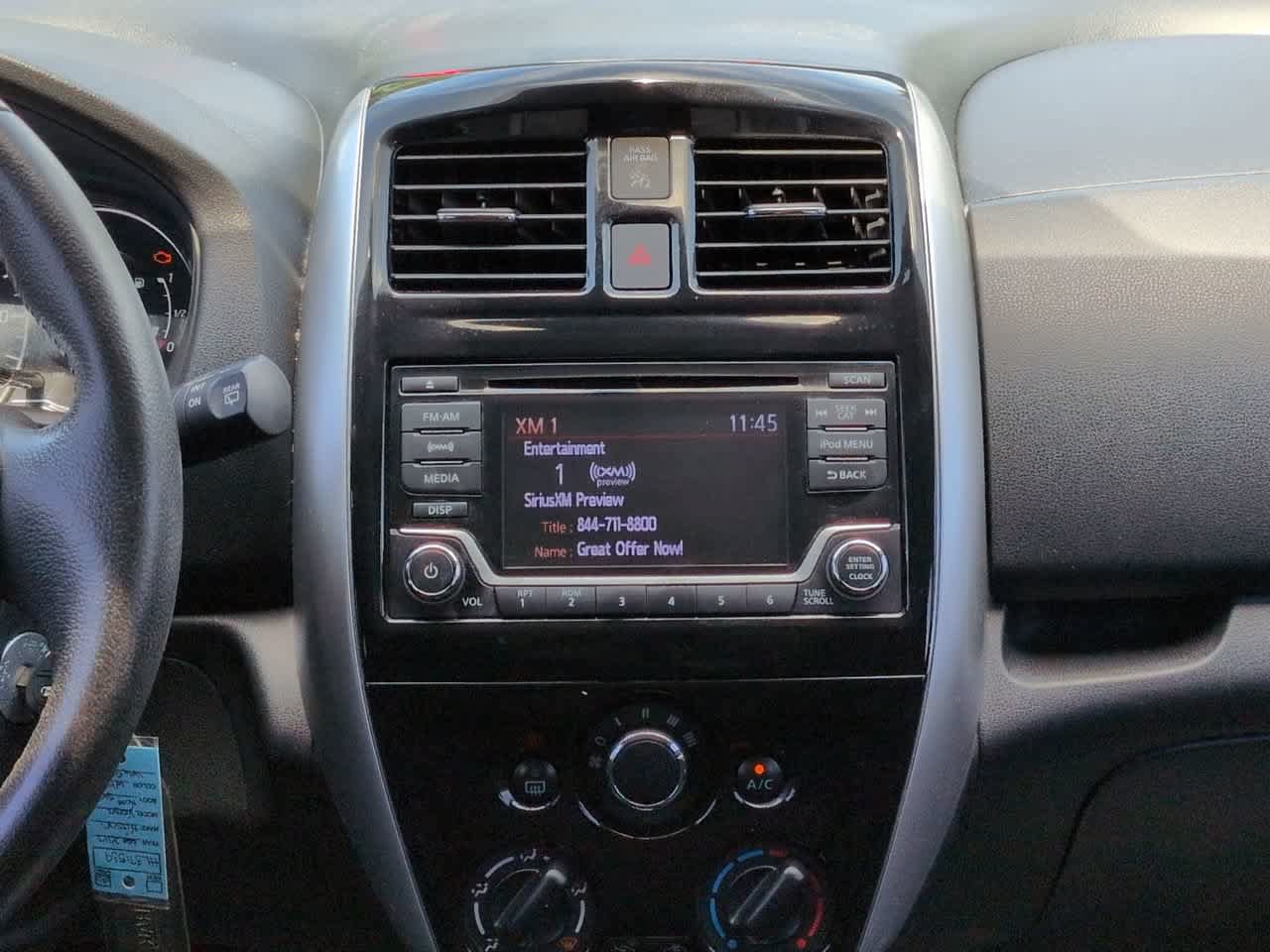Used 2017 Nissan Versa Note SV FWD image 17