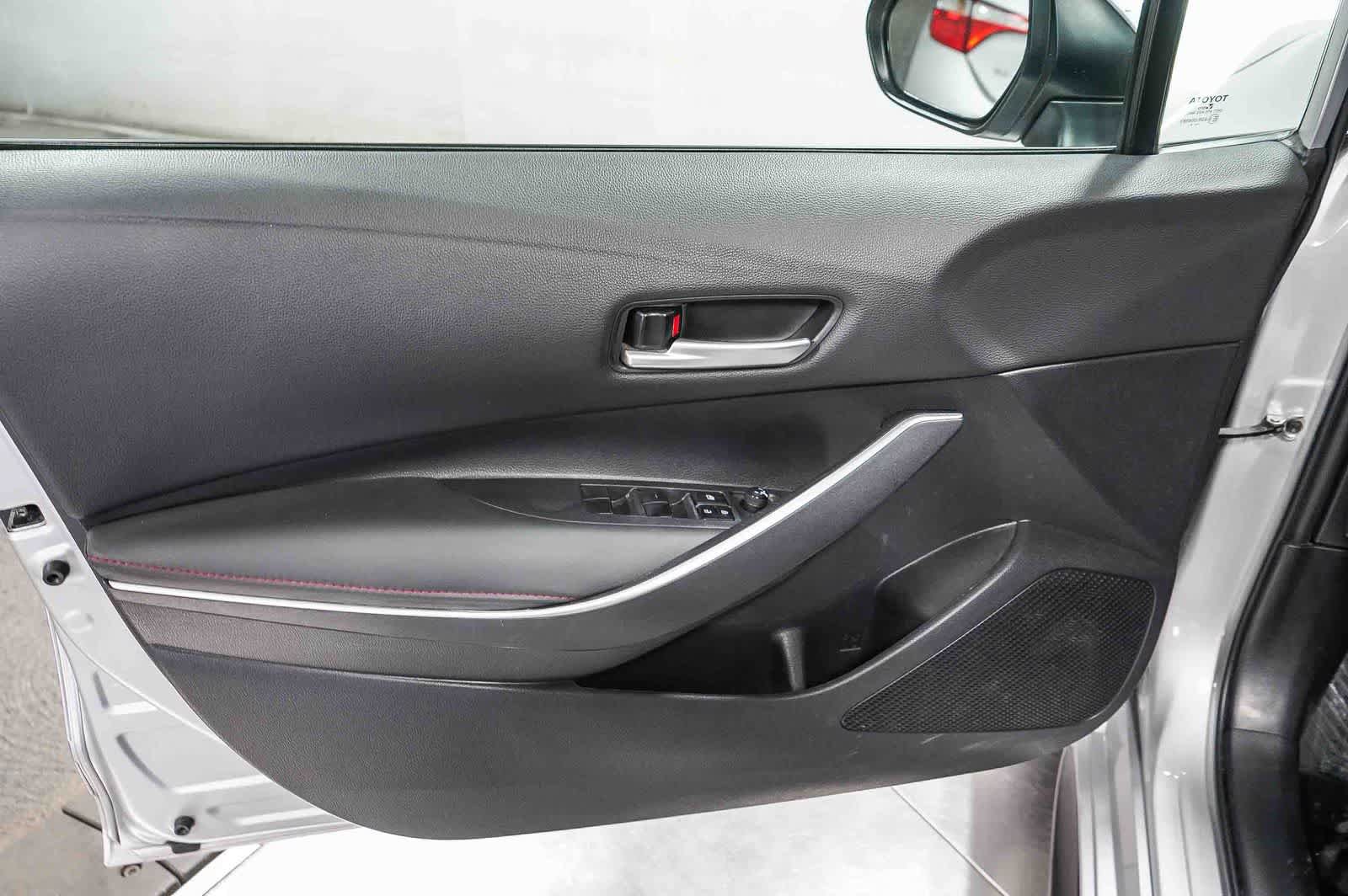 Certified 2024 Toyota Corolla SE FWD image 21