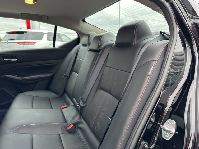 Used 2024 Nissan Altima 2.5 SR w/ SR Premium Package image 12