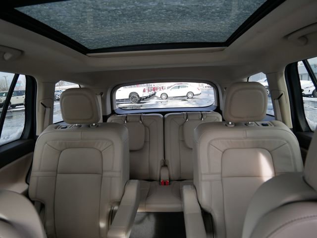 Used 2023 Lincoln Aviator Reserve w/ Elements Package Plus image 9