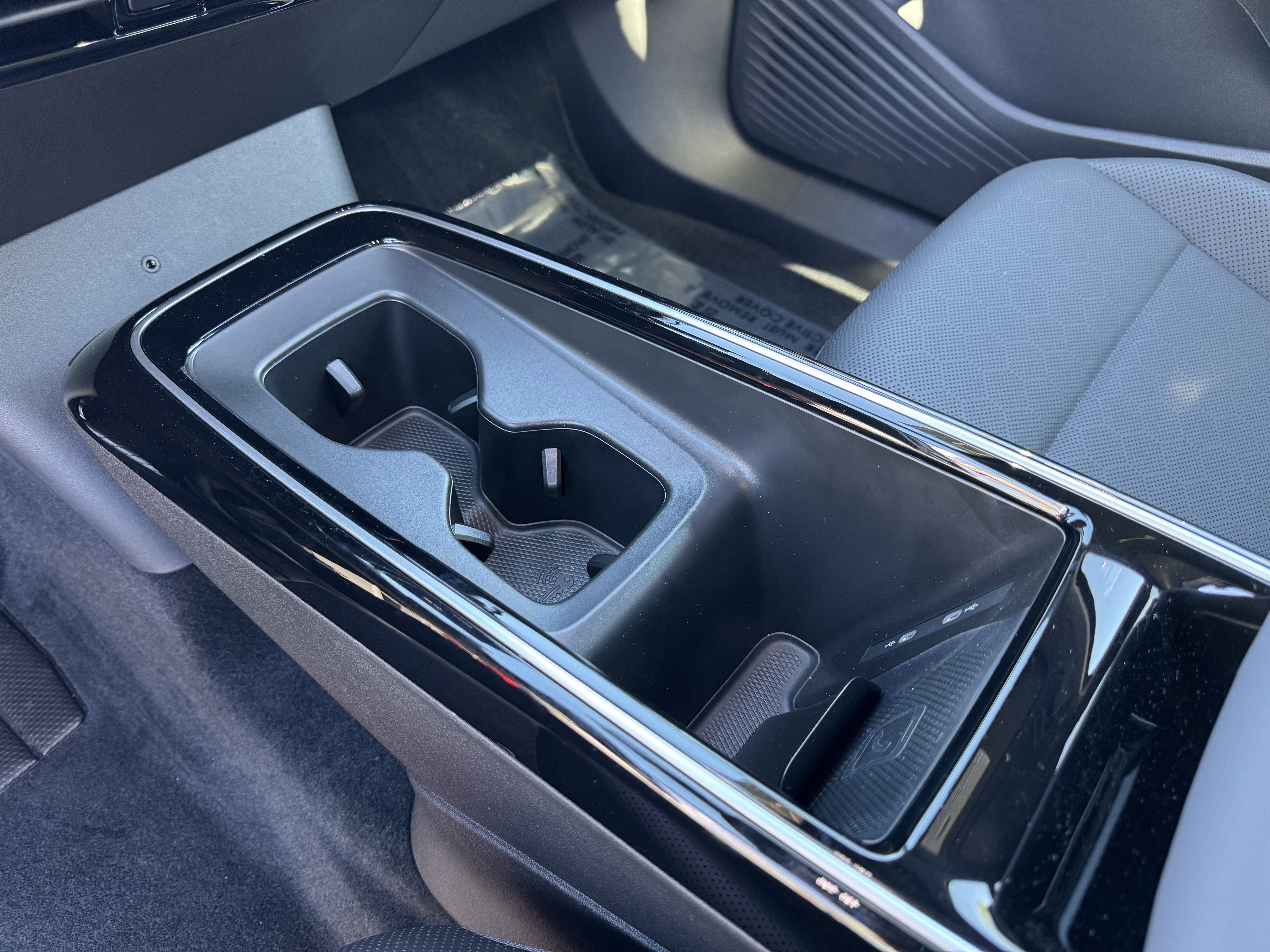 Certified 2025 Volkswagen ID.4 Pro S image 28