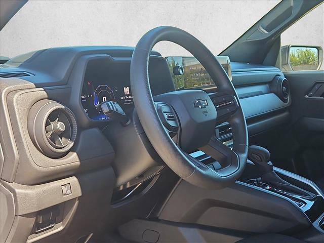 Used 2025 Chevrolet Colorado Trail Boss AWD/4WD image 10
