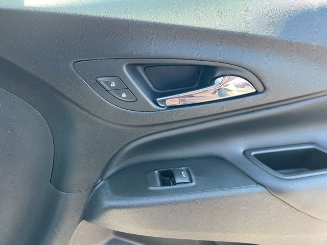 Used 2021 Chevrolet Equinox LT image 34