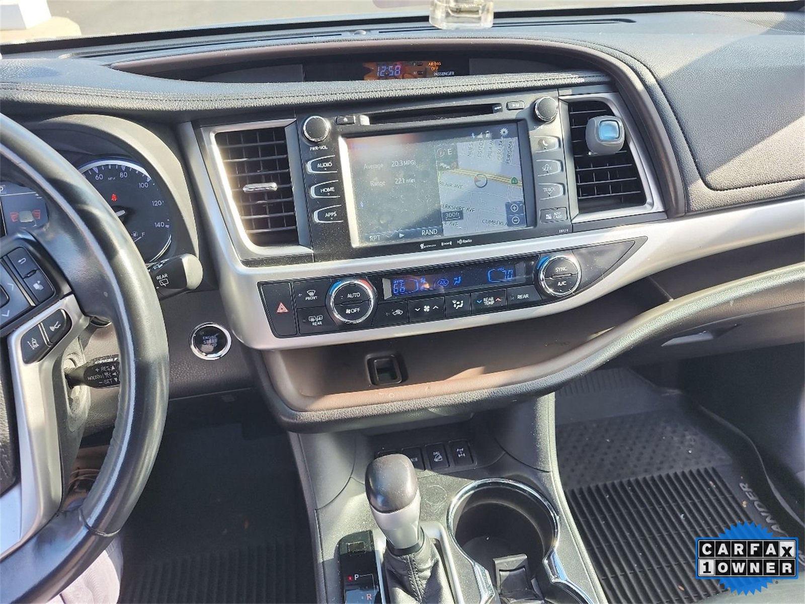 Used 2018 Toyota Highlander XLE image 4