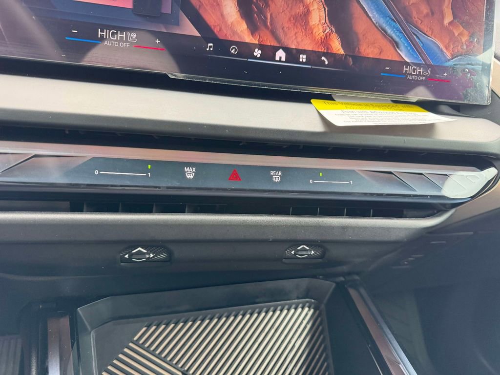 Certified 2025 BMW X3 xDrive30i w/ Convenience Package image 13