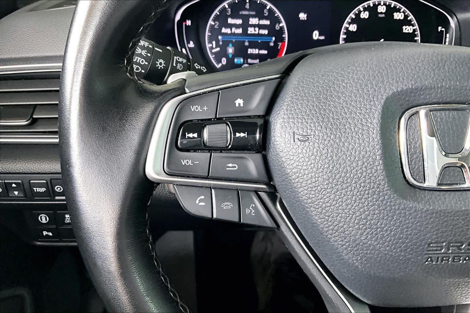 Used 2021 Honda Accord Touring image 24