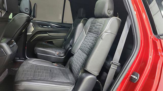 Used 2023 Cadillac Escalade V AWD/4WD image 28