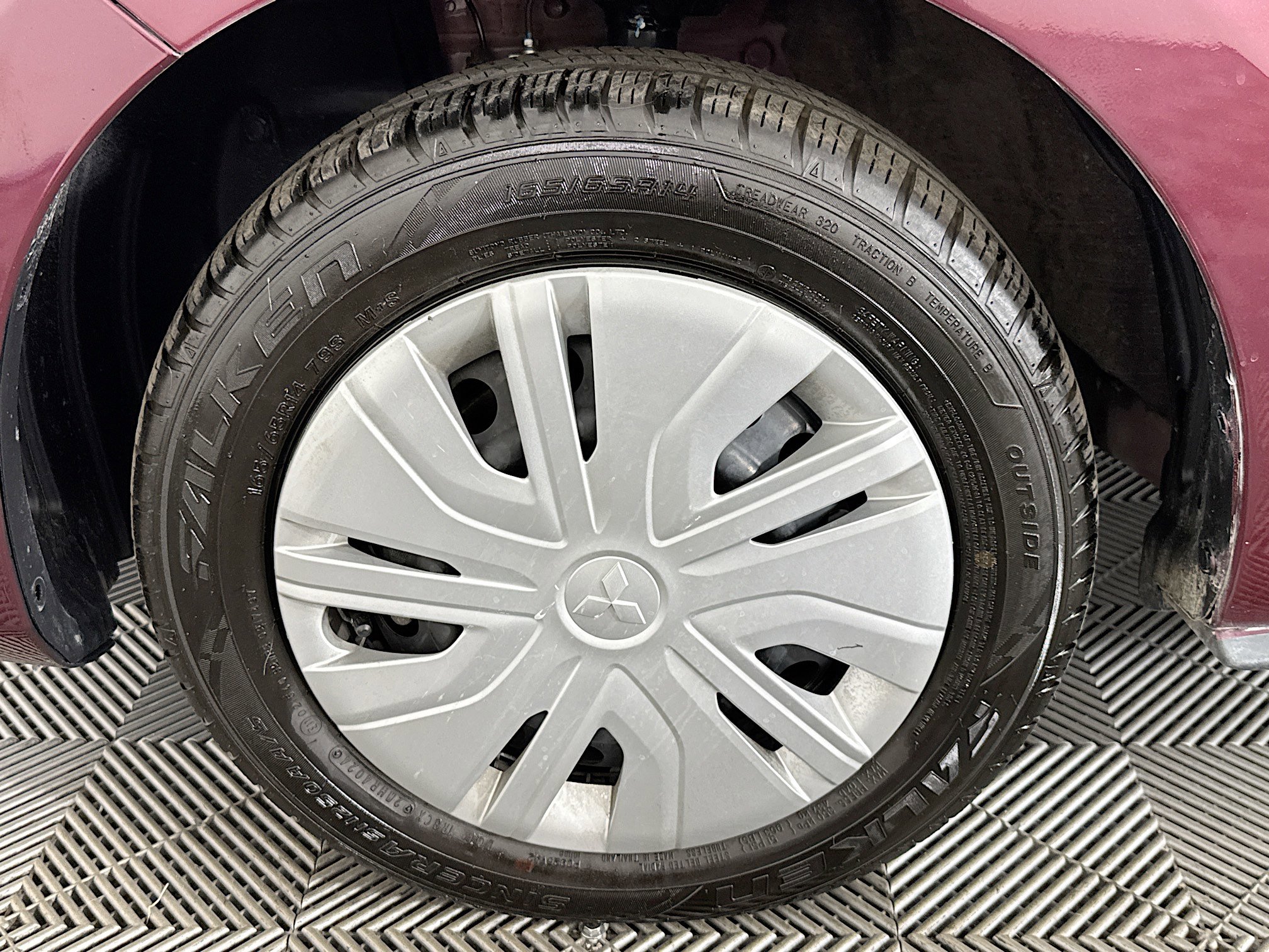 Used 2024 Mitsubishi Mirage ES image 36