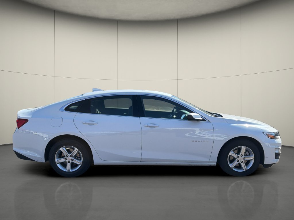 Used 2024 Chevrolet Malibu LT FWD image 8