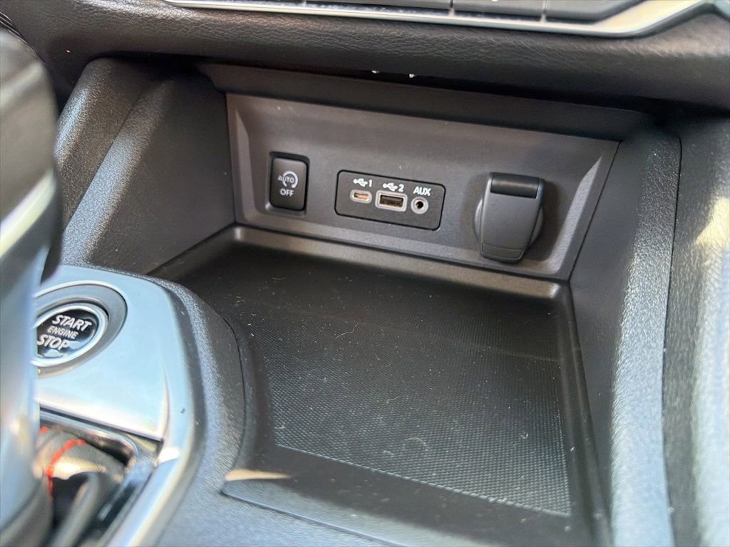 Used 2024 Nissan Sentra SR FWD image 26