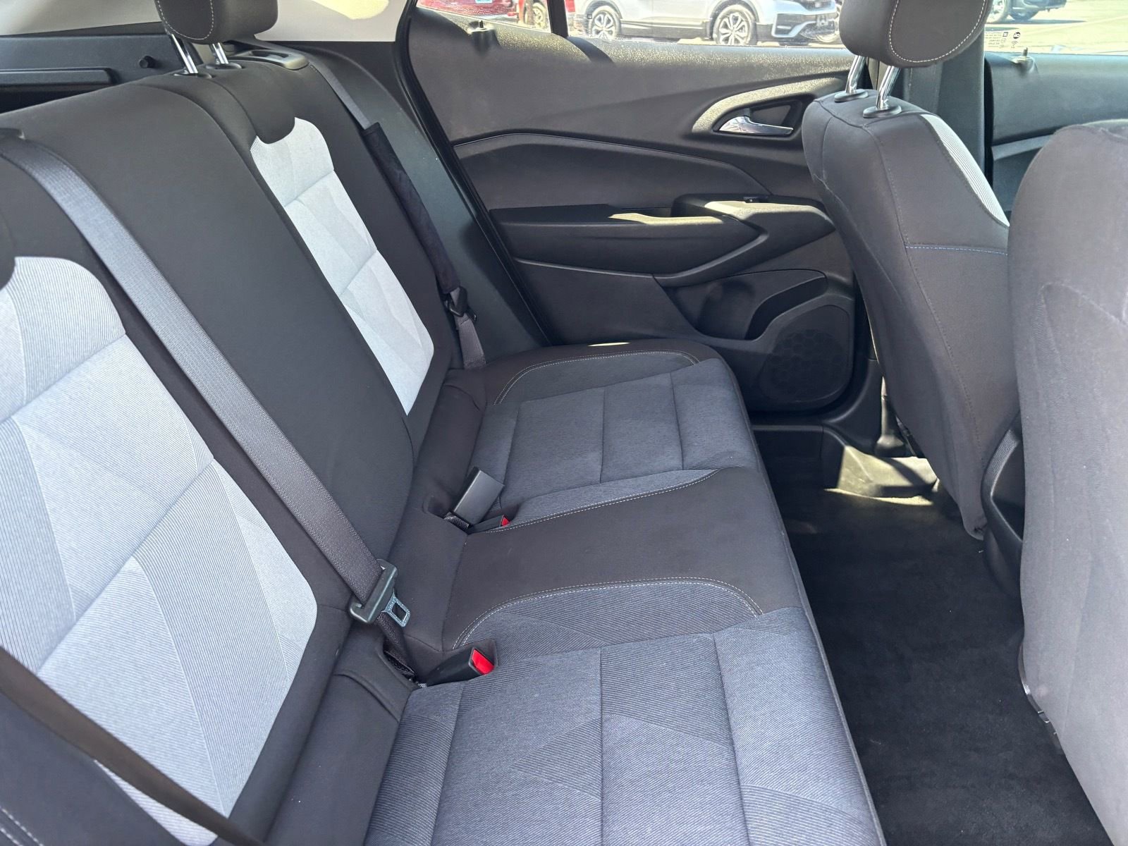 Used 2024 Chevrolet Trax LS w/ LS Convenience Package image 17