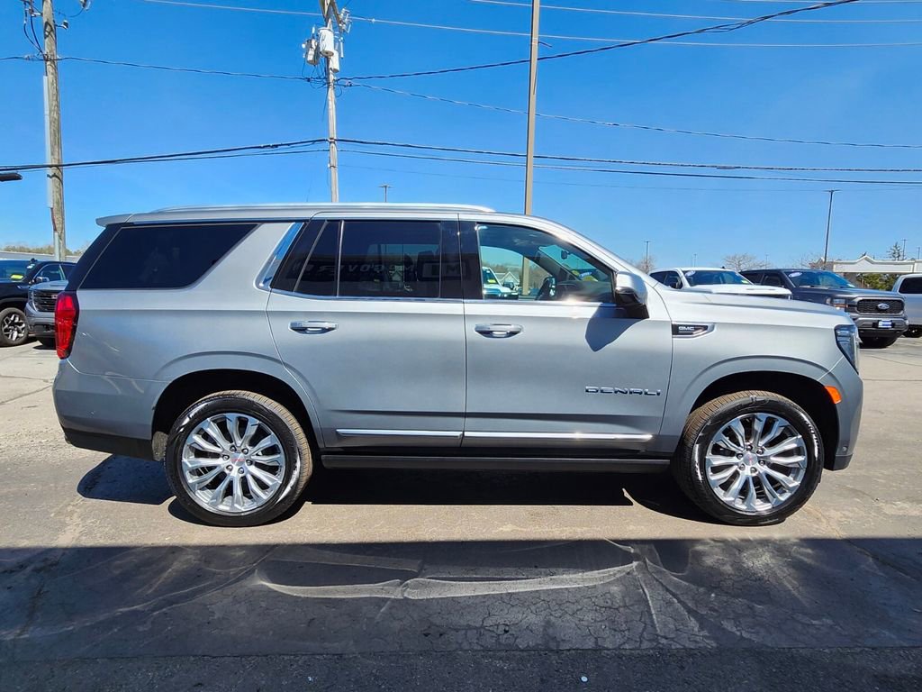 Used 2023 GMC Yukon Denali w/ Denali Reserve Package AWD/4WD image 6