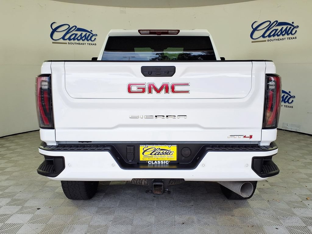 Used 2025 GMC Sierra 2500 AT4 AWD/4WD image 4