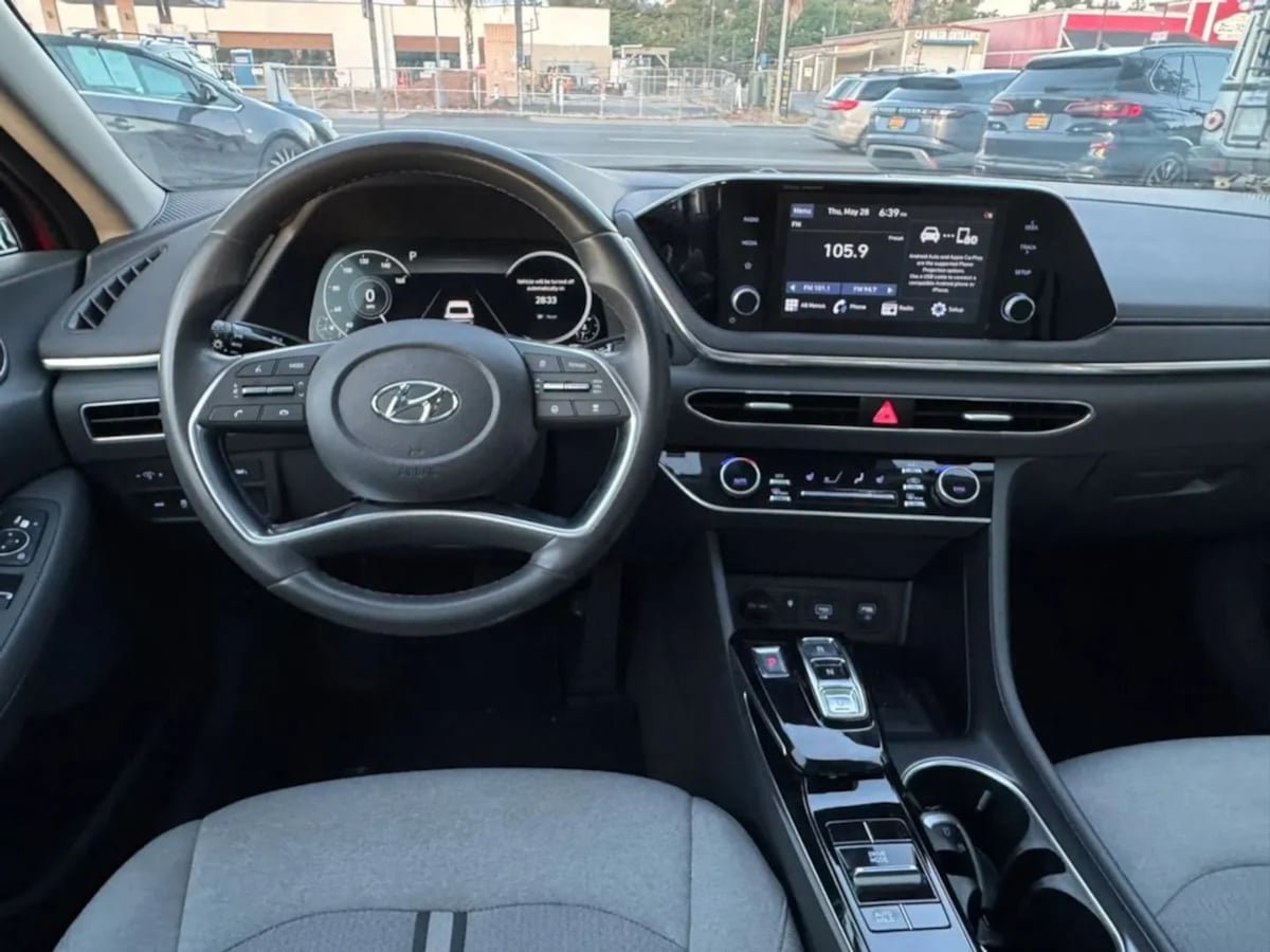 Used 2020 Hyundai Sonata SEL w/ Convenience + Sunroof Package FWD image 24