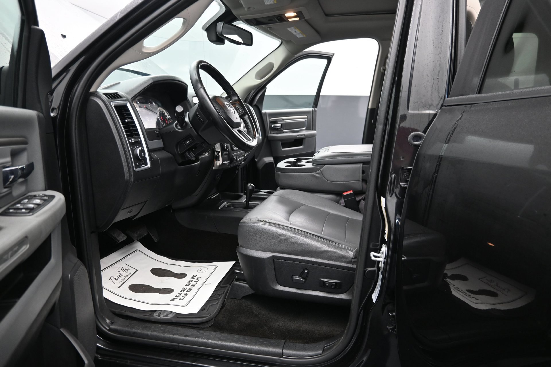 Used 2016 RAM 2500 Power Wagon w/ Luxury Group AWD/4WD image 15