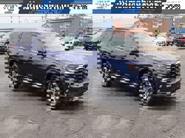 Used 2025 Honda Pilot EX-L image 2