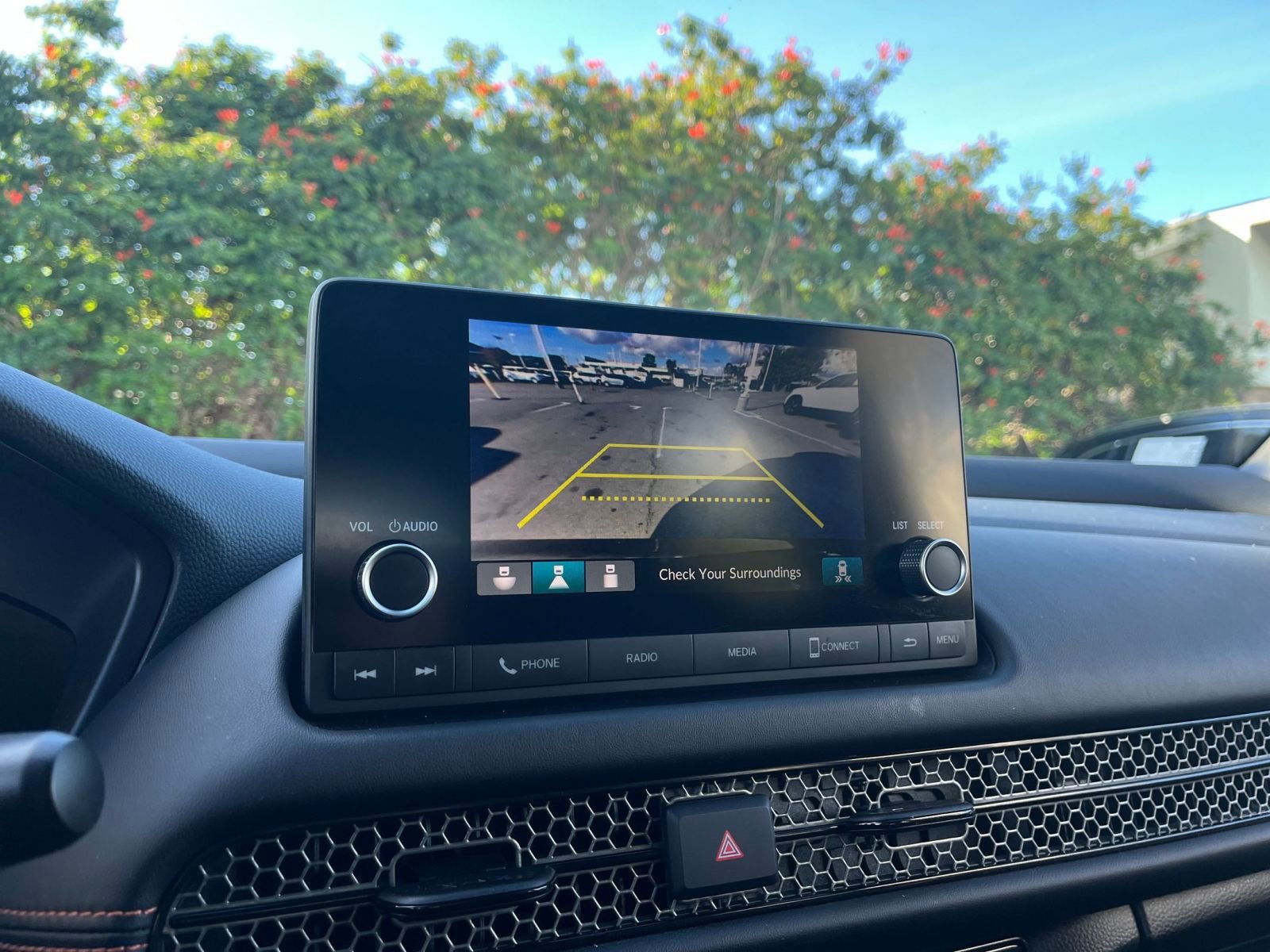 Used 2025 Honda HR-V Sport image 17