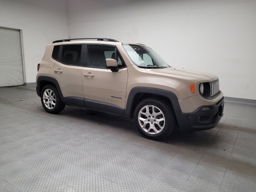 Used 2015 Jeep Renegade Latitude image 11
