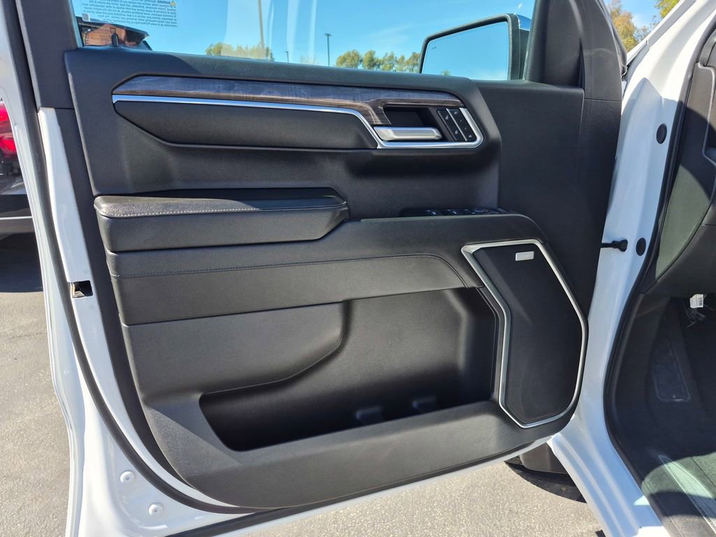 Used 2024 Chevrolet Silverado 1500 LTZ w/ LTZ Convenience Package II image 14