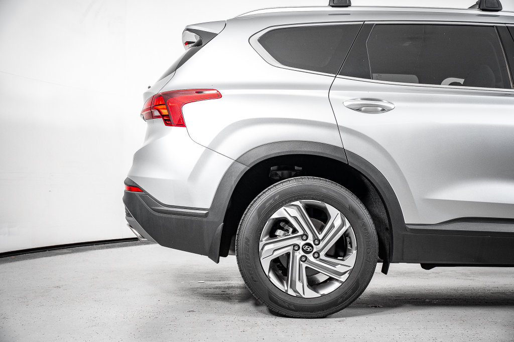 Certified 2023 Hyundai Santa Fe SEL FWD image 6