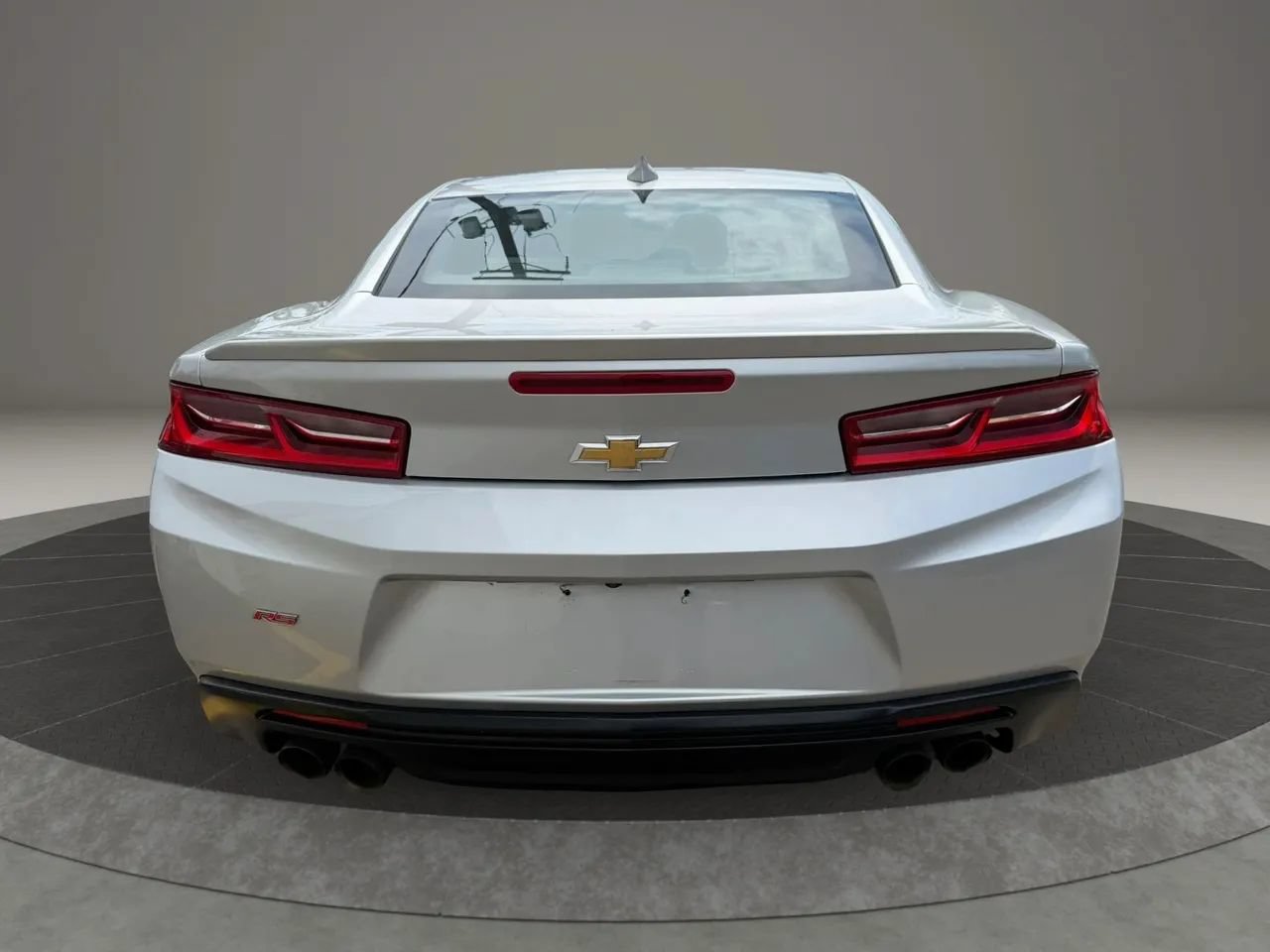 Used 2018 Chevrolet Camaro LT w/ RS Package RWD image 6
